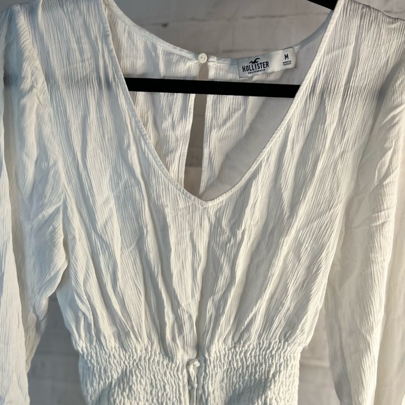 White Hollister blouse - Picture 3 of 10